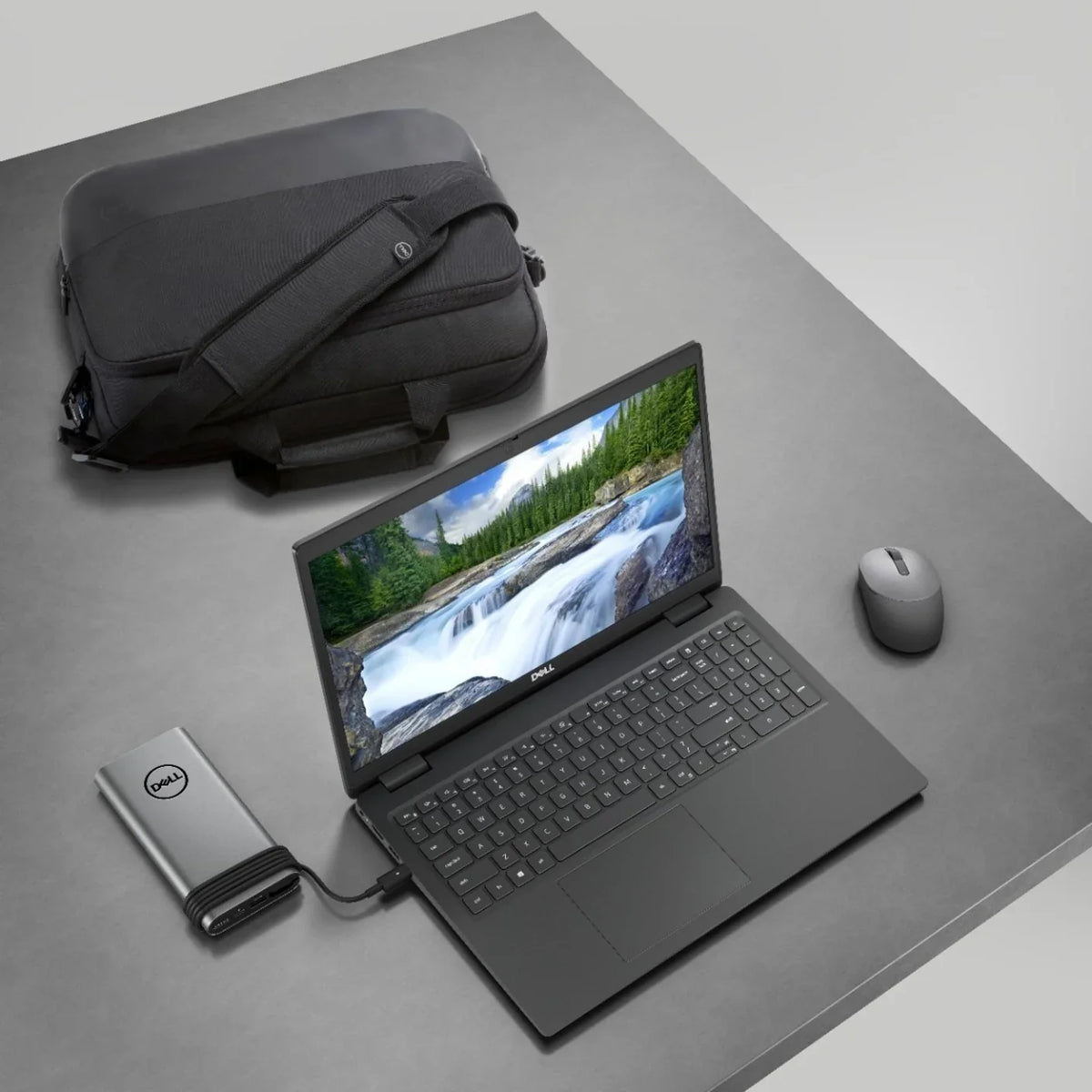 Dell Latitude 3520 - 15.6" - Intel Core i7 1165G7 - 8   - 256   (8604F)