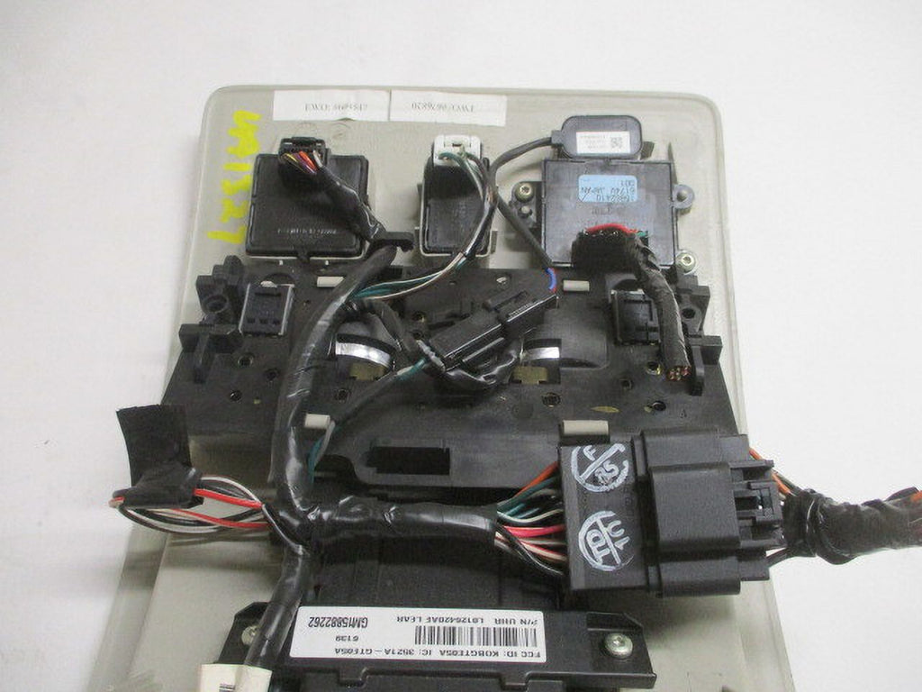 Pre-Owned 07 08 09  Yukon Overhead Roof Console w/Homelink & Sunroof   (Good)