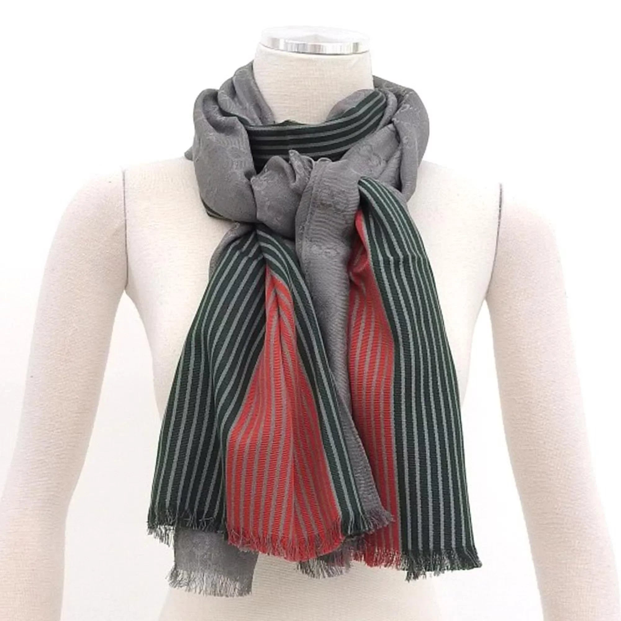 Pre-Owned Gucci Men,Women Cotton Silk Stole Gray,Green,Red Color (Good)