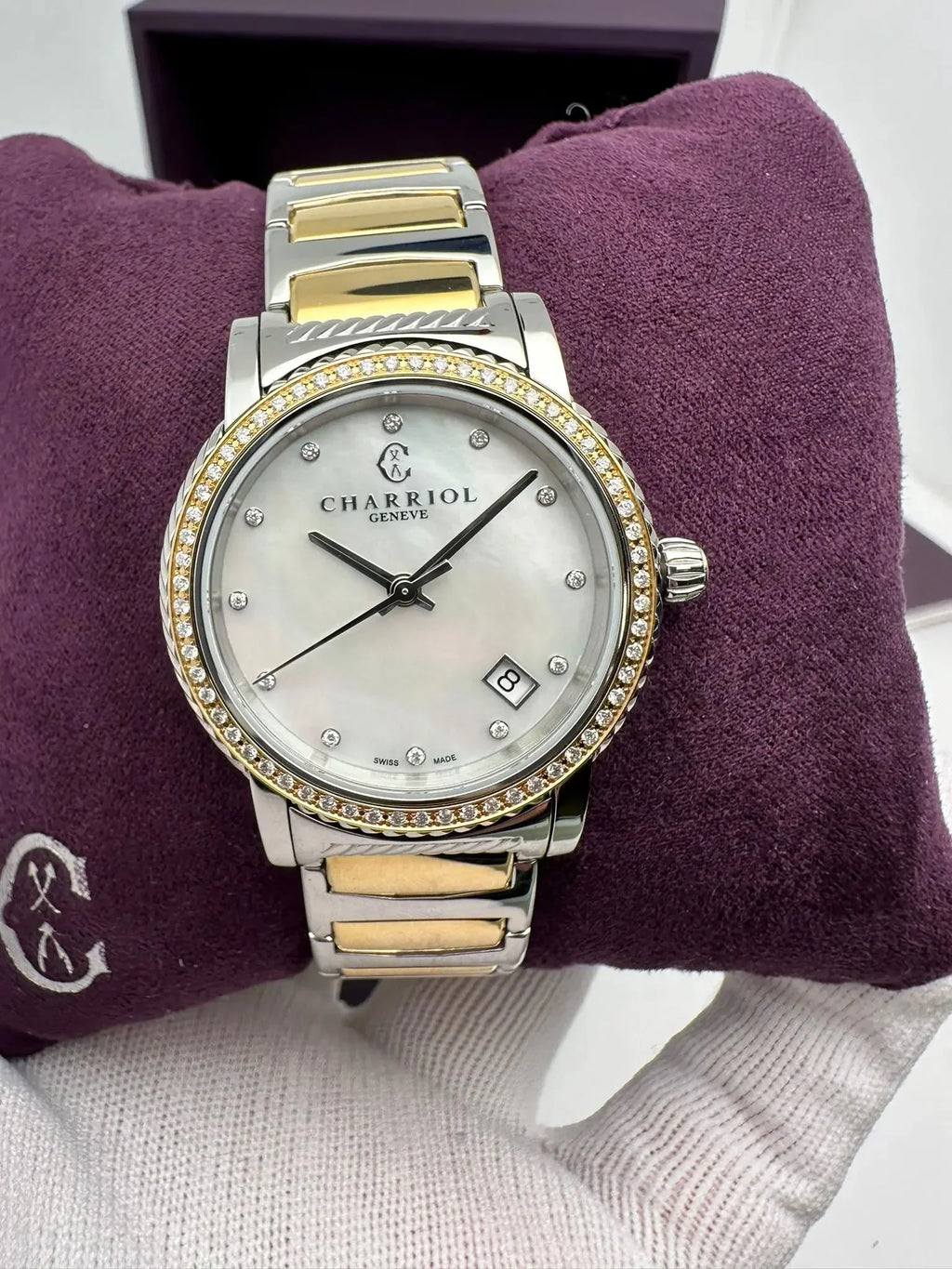 New with defects Charriol Parisii 0.40cttw Quartz Ladies Watch .921.001