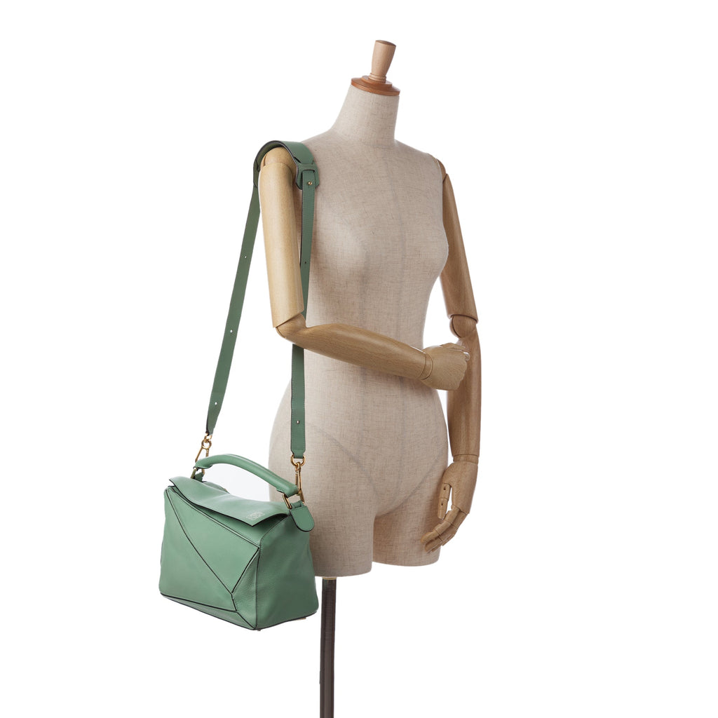Pre-Owned Authenticated  Medium Puzzle Satchel Calf Leather Green Unisex (Good)