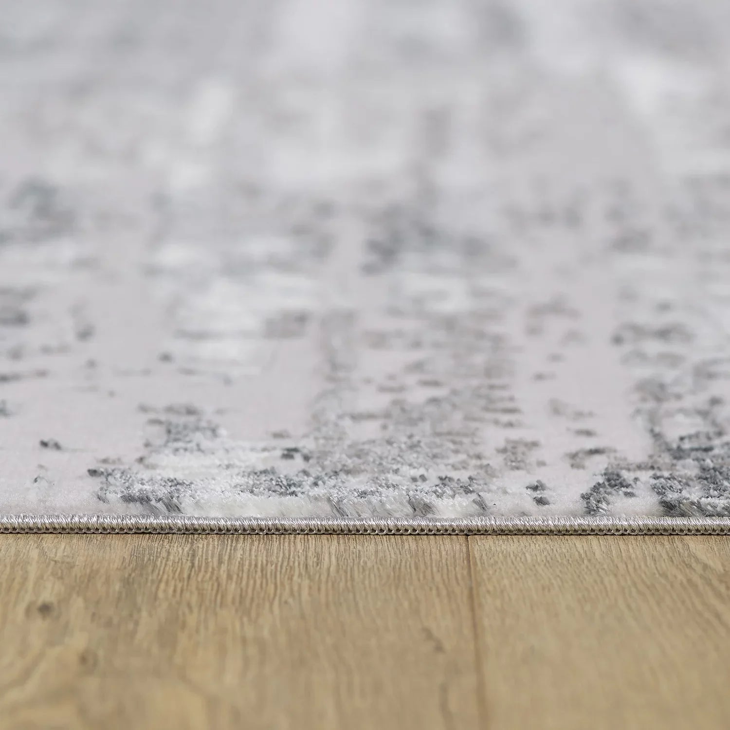 Milano Collection Manhattan Silver Woven Area Rug
