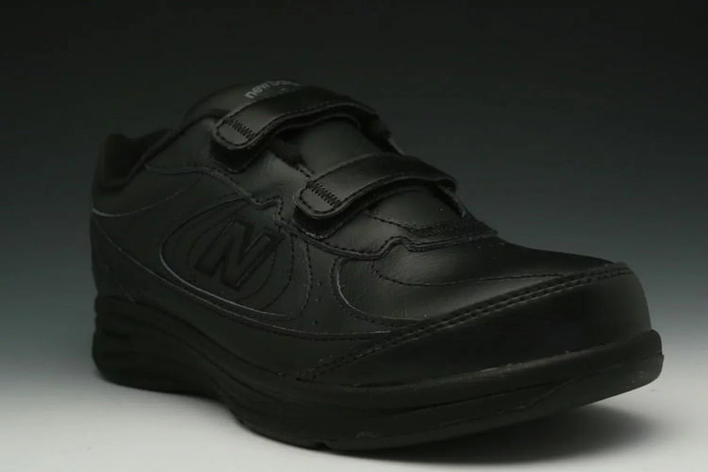 New Balance Womens Leather Double Strap Walking Shoes