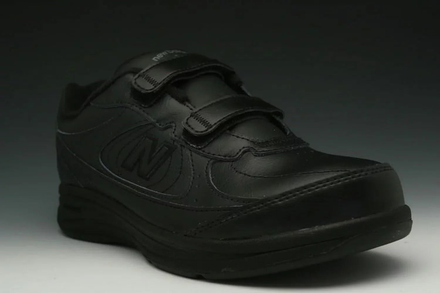 New Balance Womens Leather Double Strap Walking Shoes