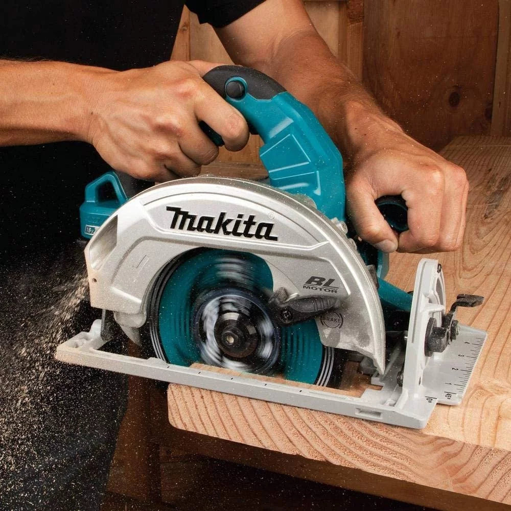 Makita  18V   Lithium-Ion 36V Brushless Cordless 7-1/4 Circular Saw Kit 5.0Ah