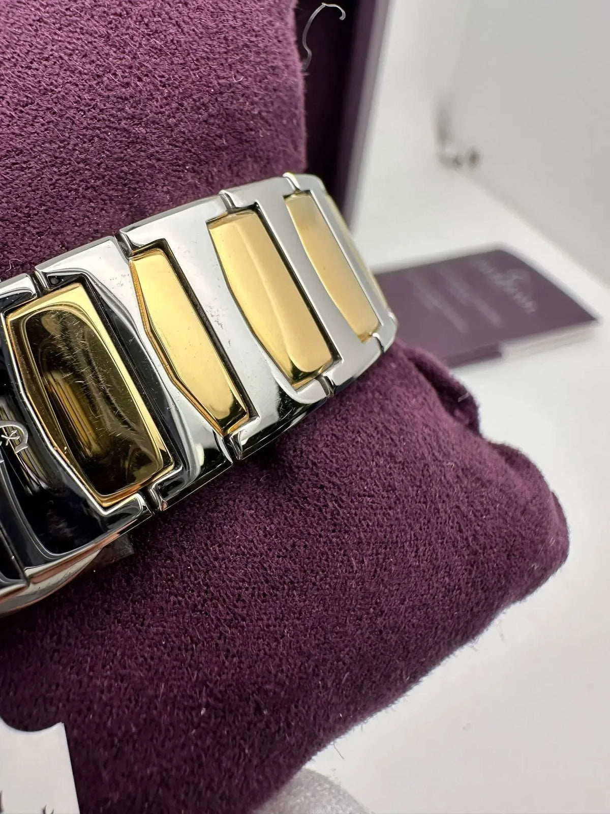 New with defects Charriol Parisii 0.40cttw Quartz Ladies Watch .921.001
