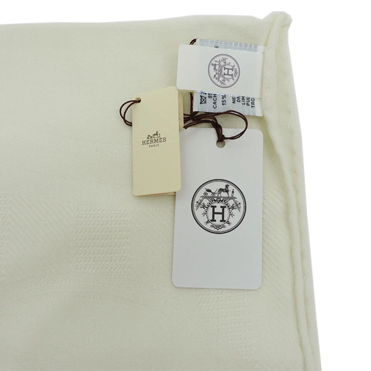 Pre-Owned Hermes  New Libris Stole Yvoire White  Women's (Like New)