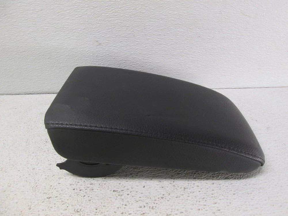 Pre-Owned 2010 Volkswagen Jetta Interior Black Leather Center Console Lid   (Good)