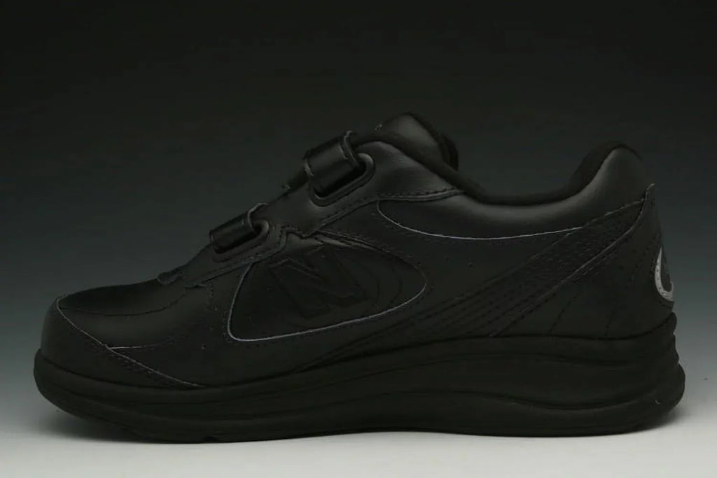 New Balance Womens Leather Double Strap Walking Shoes