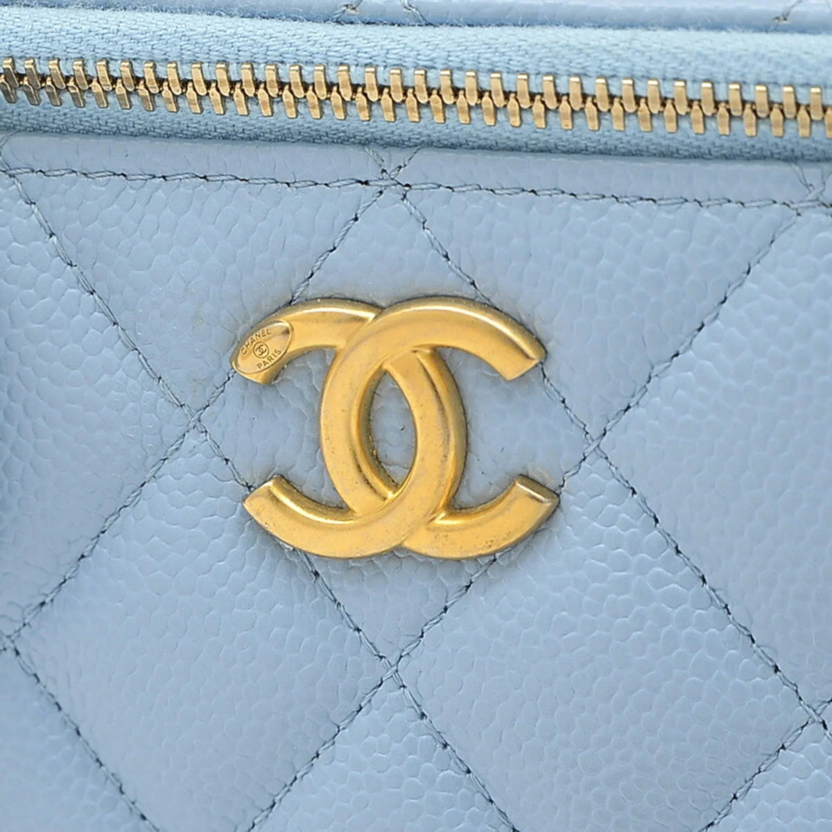 Pre-Owned Chanel Logo Handle Vanity Shoulder Bag Caviar Skin Blue Gold Hardware  (Good)